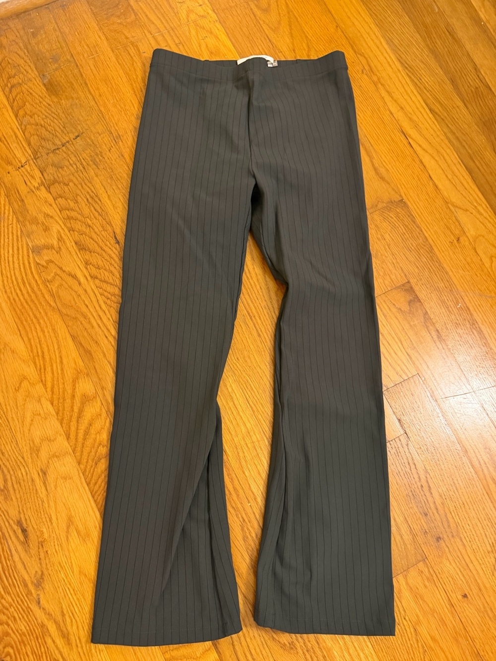 ELAINE KIM Pinstripe grey cropped legging Pants